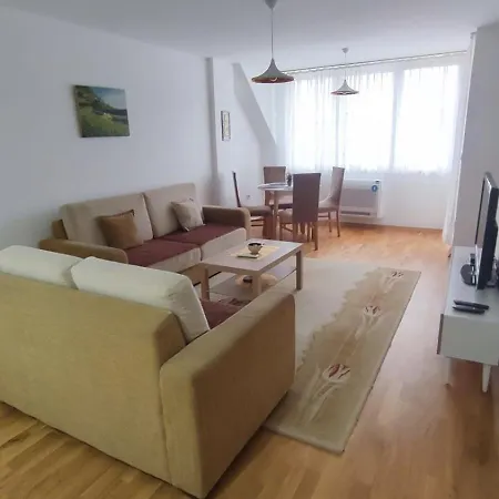Sunny Apartment Skopje