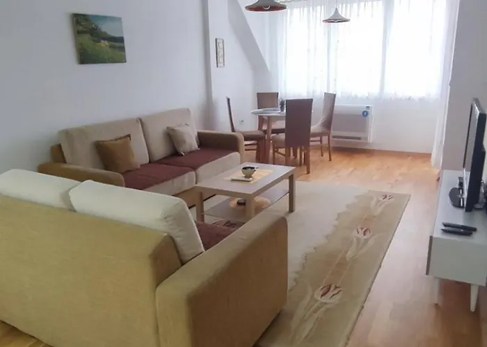 Sunny Apartment Skopje